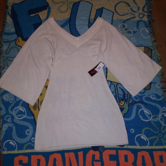 What's Hot Tops - NWT What's Hot White Boatneck Sweater  Tunic L